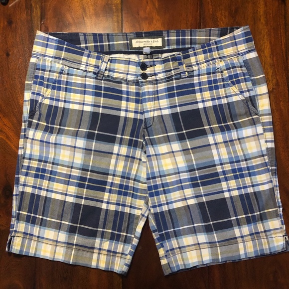 Abercrombie & Fitch Stretch Plaid Walking Shorts - Picture 1 of 4
